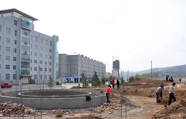 �������Y